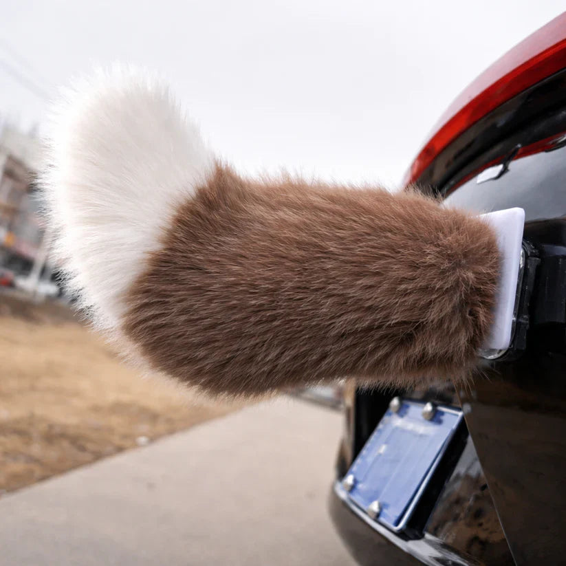 TailRush – Moving Car Tail Accessory